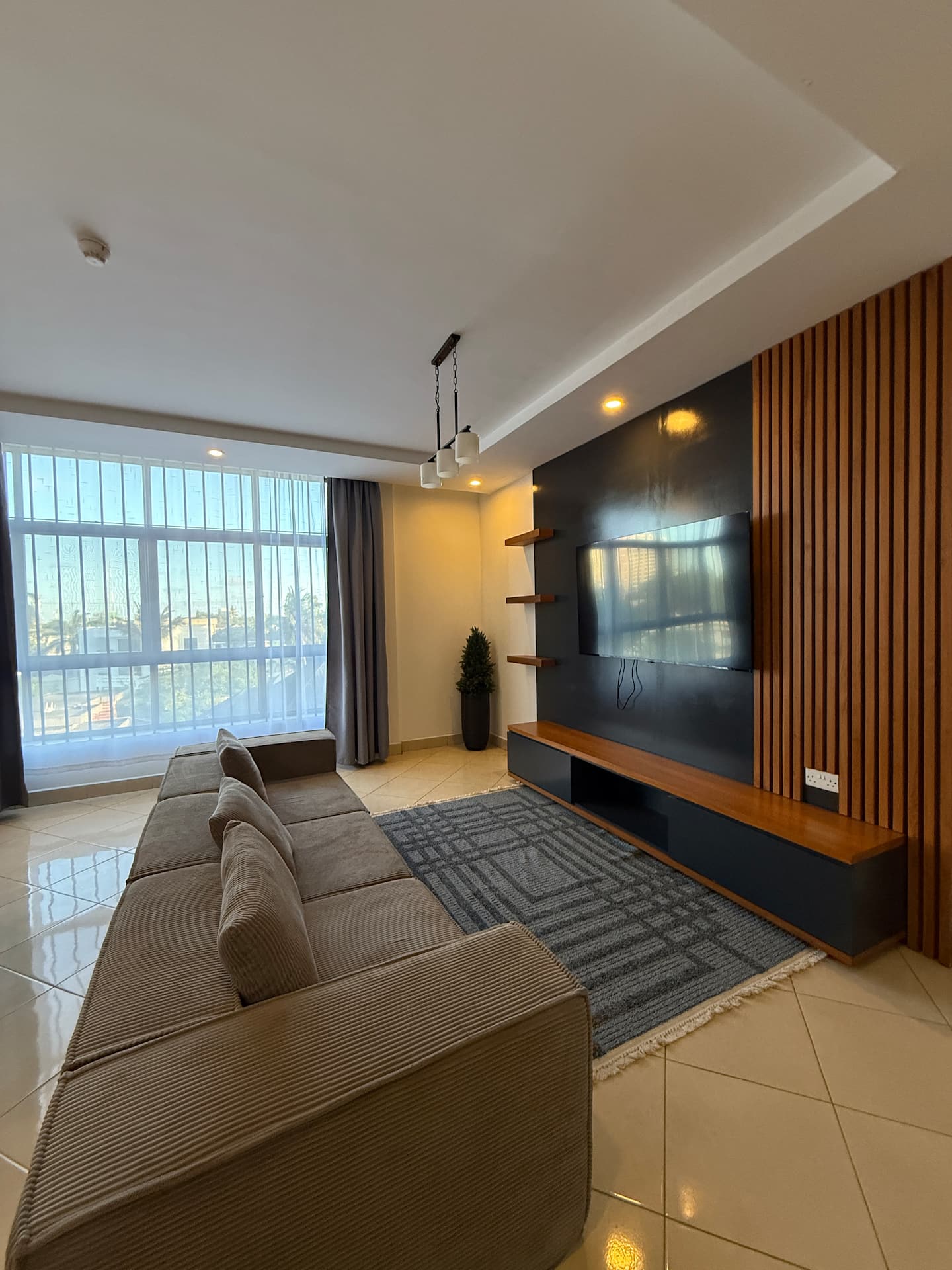 e3d08270-c826-4ca6-97ff-6996e9e68ecd